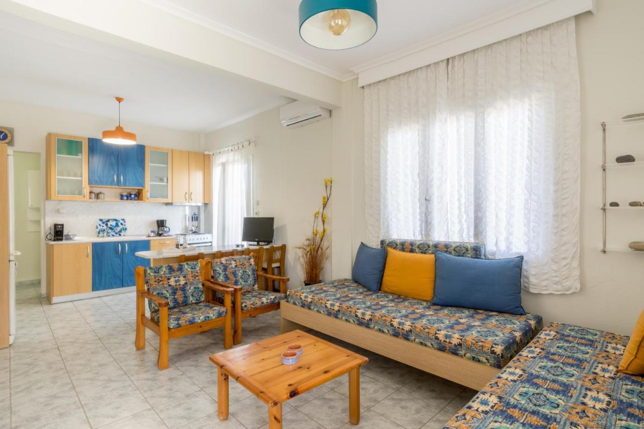 Chalkidiki Beachfront Apartment Неа-Ираклия Экстерьер фото